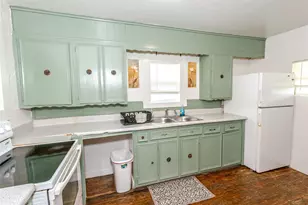 1306 Winn Rd, Bowie, TX 76230 - Photo 10