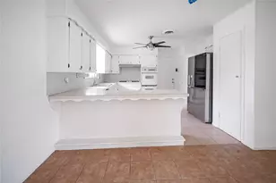 281 Oakridge St, Jacksboro, TX 76458 - Photo 8