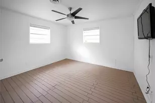 281 Oakridge St, Jacksboro, TX 76458 - Photo 28