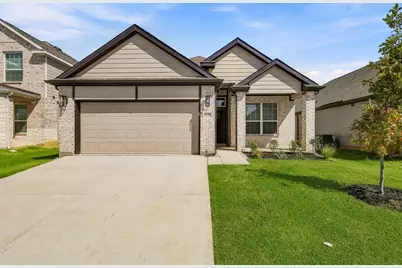 1120 Runway Road, Fort Worth, TX 76131 - Photo 1