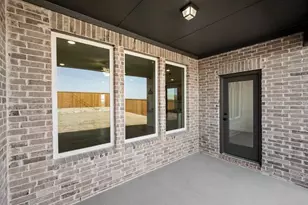 668 Tyronza Dr, Justin, TX 76247 - Photo 4