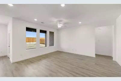 668 Tyronza Drive, Justin, TX 76247 - Photo 8