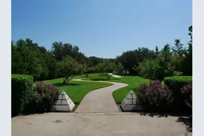 17118 Planters Row, Addison, TX 75001 - Photo 20