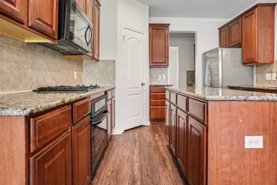 2836 Tranquilo, Grand Prairie, TX 75054 - Photo 10