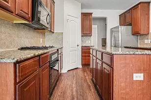 2836 Tranquilo, Grand Prairie, TX 75054 - Photo 10