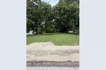 2523 E Ledbetter Drive, Dallas, TX 75216 - Photo 2