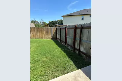 5301 Flatiron Drive, Waco, TX 76708 - Photo 6