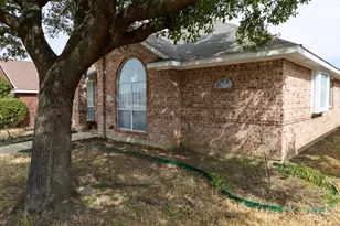 1524 Jessica Ln, Mesquite, TX 75149 - Photo 2