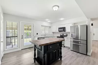 3917 Windflower Lane, Fort Worth, TX 76137 - Photo 16