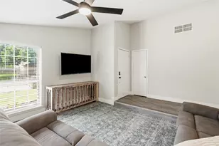 3917 Windflower Ln, Fort Worth, TX 76137 - Photo 4