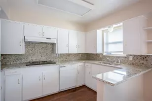 7010 Kingsbury Dr, Dallas, TX 75231 - Photo 4