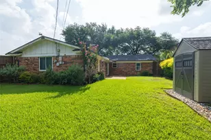 702 Commerce St, Euless, TX 76040 - Photo 34