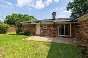 702 Commerce St, Euless, TX 76040 - Photo 32