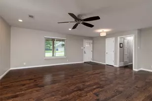 702 Commerce St, Euless, TX 76040 - Photo 10