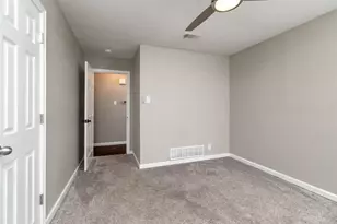 702 Commerce St, Euless, TX 76040 - Photo 28
