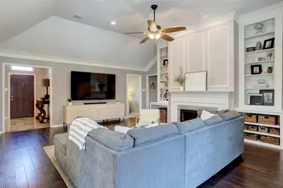 2218 Ridgecrest Trail, Carrollton, TX 75007 - Photo 4