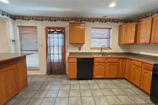 1409 Essex Dr, DeSoto, TX 75115 - Photo 12