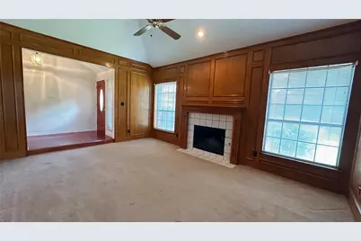 1409 Essex Drive, DeSoto, TX 75115 - Photo 6