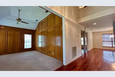 1409 Essex Drive, DeSoto, TX 75115 - Photo 4