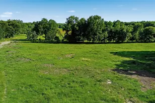500 County Rd 1300, Lake Creek, TX 75450 - Photo 24