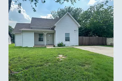 943 N Border Street, Cleburne, TX 76031 - Photo 2
