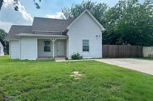 943 N Border St, Cleburne, TX 76031 - Photo 2