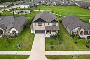 424 Burrow Dr, Waxahachie, TX 75167 - Photo 2