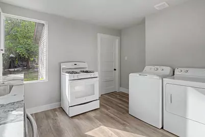 2643 Marburg Street, Dallas, TX 75215 - Photo 10
