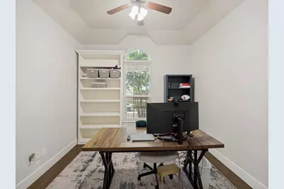 2005 Saint Pierre Drive, Carrollton, TX 75006 - Photo 10