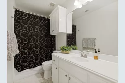 2005 Saint Pierre Drive, Carrollton, TX 75006 - Photo 24