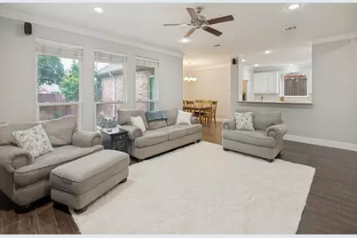 2005 Saint Pierre Drive, Carrollton, TX 75006 - Photo 6