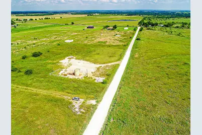 6968 County Road 203, Grandview, TX 76050 - Photo 6