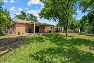 1324 Melrose Dr, Waco, TX 76710 - Photo 36