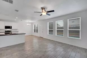1113 Skylark Dr, Burleson, TX 76028 - Photo 10