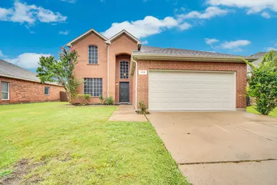 1113 Skylark Drive, Burleson, TX 76028 - Photo 2