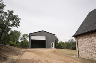 1074 Preserve St, Weatherford, TX 76085 - Photo 6