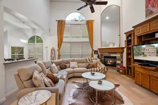 801 Hackberry Ridge Dr, McKinney, TX 75072 - Photo 4