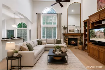 801 Hackberry Ridge Drive, McKinney, TX 75072 - Photo 2