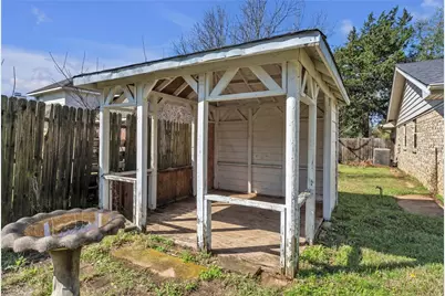 311 Shady Oak Road, Keene, TX 76059 - Photo 36