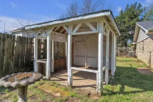 311 Shady Oak Rd, Keene, TX 76059 - Photo 36