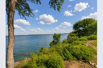711 Crows Point, Lake Bridgeport, TX 76426 - Photo 38
