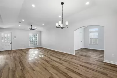 2740 Cancun Lane, Dallas, TX 75287 - Photo 4