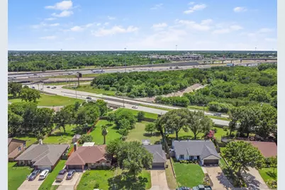 817 Woodhaven Lane, Grand Prairie, TX 75052 - Photo 30