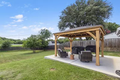 817 Woodhaven Lane, Grand Prairie, TX 75052 - Photo 28