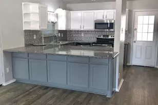 740 Versailles St, Mesquite, TX 75149 - Photo 2