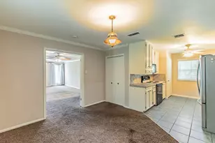 723 Gaywood Dr, Woodway, TX 76712 - Photo 8