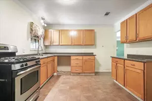 1944 Alhambra St, Dallas, TX 75217 - Photo 22