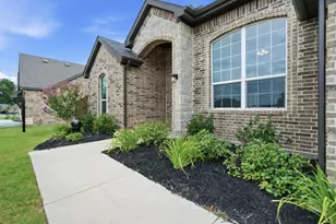 1128 Trinity Dr, Springtown, TX 76082 - Photo 4