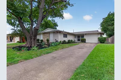 833 Brentwood Lane, Richardson, TX 75080 - Photo 2