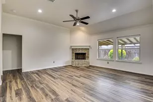 102 Monarch Ct, Waxahachie, TX 75165 - Photo 6